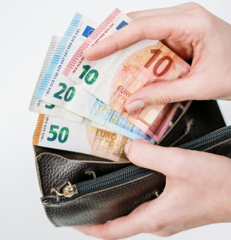 La ansiedad económica afecta a la salud y complica el bienestar de los españoles