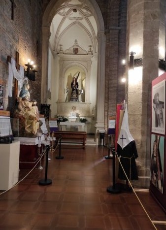 "Entonces surgió la pregunta: ¿Por qué no sacamos un grupo de cargadoras en Semana Santa?"