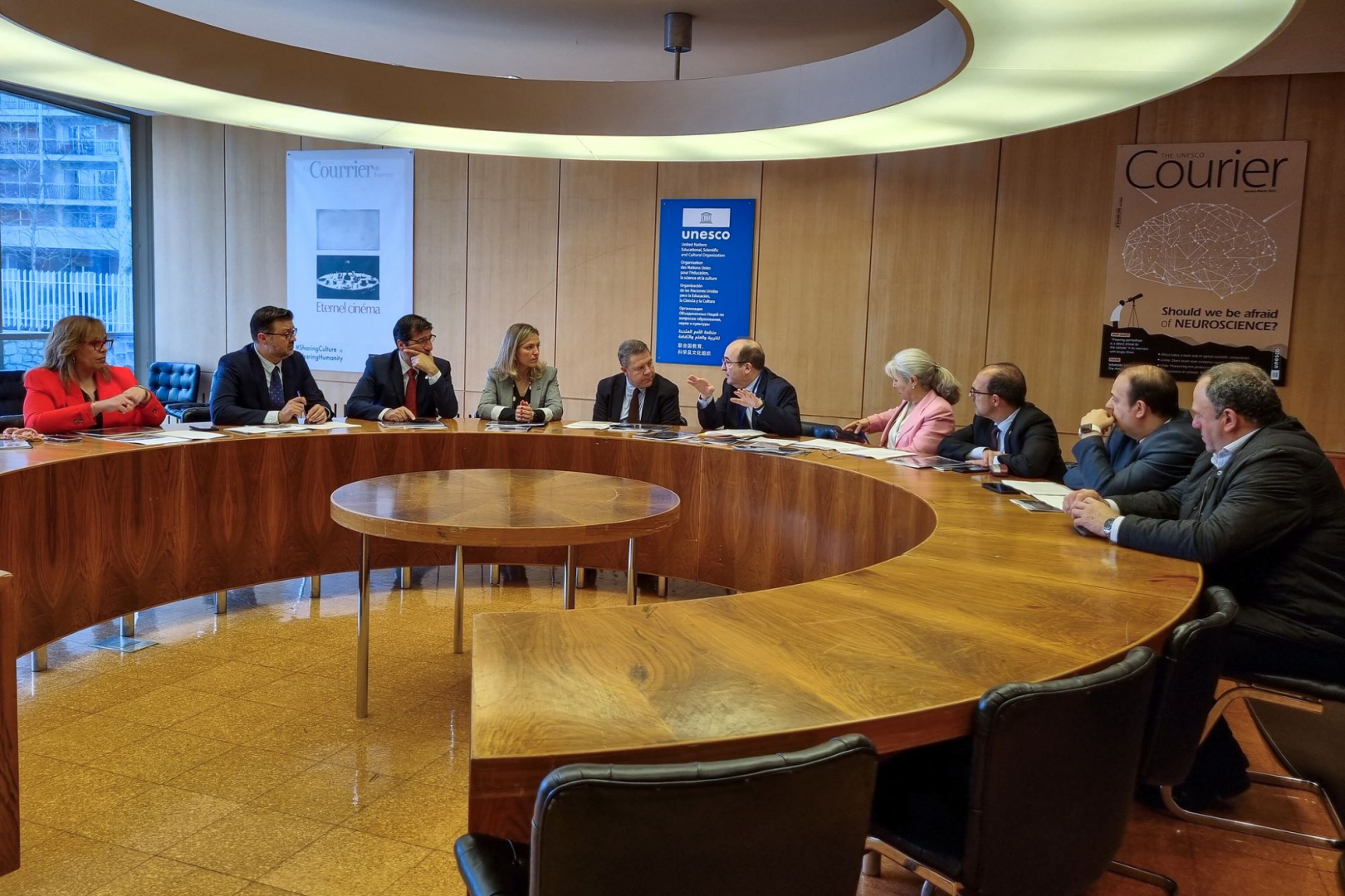 El presidente regional ha encabezado la delegación castellanomanchega que se ha reunido hoy en París con el embajador de España en la Unesco//Imagen: JCCM.