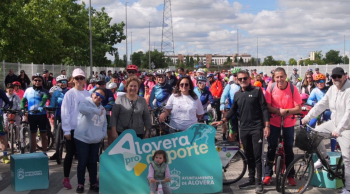 Con una masiva participación en el Día de la Bicicleta arranca el mes del deporte en Alovera