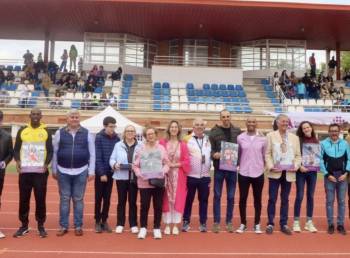 El Ayuntamiento rinde homenaje al presente, pasado y futuro del atletismo en Guadalajara y crea un muro de la fama 