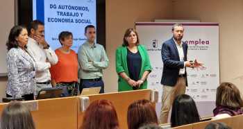 La Junta informa a los autónomos sobre las ayudas que les ofrece del Gobierno regional
