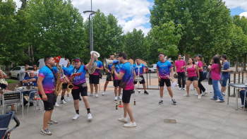Sacedón enciende la mecha de su Feria de Primavera al ritmo de las charangas