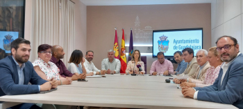 PP y Vox aseguran que han cumplido el 77% de su programa en 365 días de Gobierno