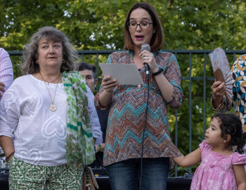 Comienzan las fiestas del barrio del Alamín con emotivo pregón de la periodista Rosa San Millán