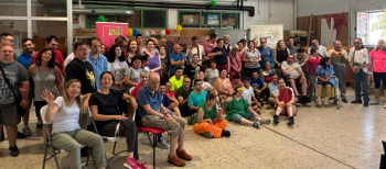 El proyecto Ríe-Sueña-Vive enseña a reciclar a las personas con capacidades diversas con la ayuda del grupo musical “Reciclashhh”