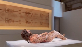 La recreación hiperrealista del Hombre de la Sábana Santa llega a la catedral de Sigüenza