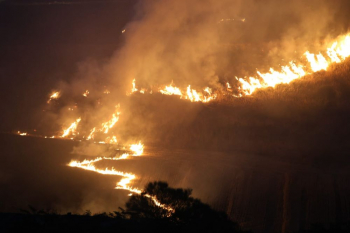 ACTUALIZADO 10.33 A.M.: Dos incendios activos afectan a la Peña Hueva y al Pico del Águila, en los términos de Iriépal, Taracena y Tórtola de Henares