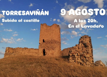La Torresaviñán reivindica la conservación de las ruinas de su Castillo de la Luna con un ascenso lúdico a la fortaleza