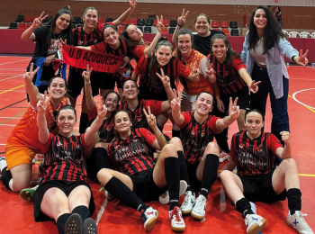 El equipo femenino de la UD Azuqueca FS y el grupo musical Volvoreta, Populares del Año 2024