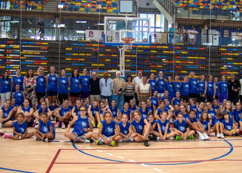 Más de un centenar de deportistas participaron en el Día del Baloncesto femenino con reconocimientos a sus impulsores en Guadalajara