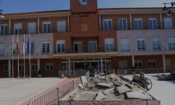 El Ayuntamiento de Cabanillas da un lavado de cara a la Plaza del Pueblo