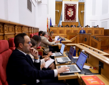 Las Cortes abogan por un modelo de financiación igualitario para todas las autonomías