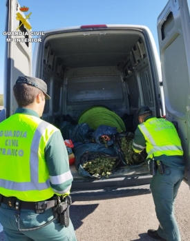 La Guardia Civil detiene a una persona por tráfico de drogas en el término municipal de Torremocha del Campo