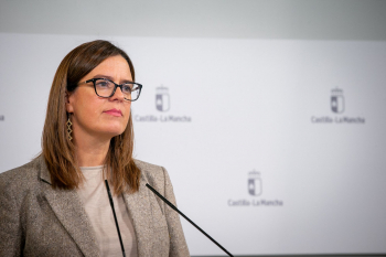 Castilla-La Mancha y el Estado acuerdan destinar 83 millones de euros para el Sistema de la Dependencia regional, que atiende a más de 75.000 personas