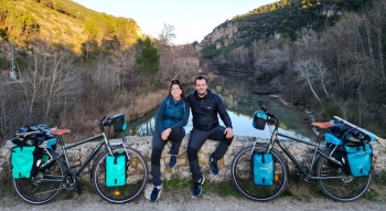 Marta Serrano recorrerá el mundo en bicicleta junto a su pareja partiendo desde Sacedón